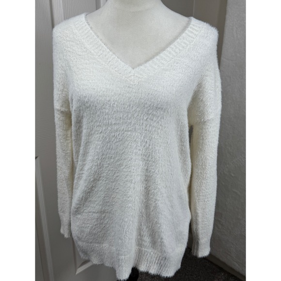 Pink Rose Sweaters - Pink Rose Women's‎ XS Cream V Neck Fuzzy Knit Sweater Criss Cross Back Soft Cozy